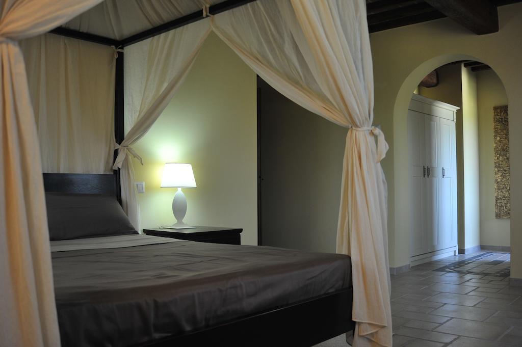 Agriturismo Paradiso 44 Assisi Oda fotoğraf